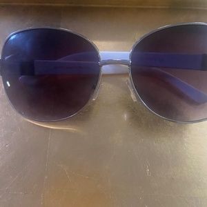 GUCCI SUNGLASSES